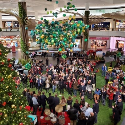 Hawthrone Mall Inside Christmas Time 2022 Hawthorn Mall