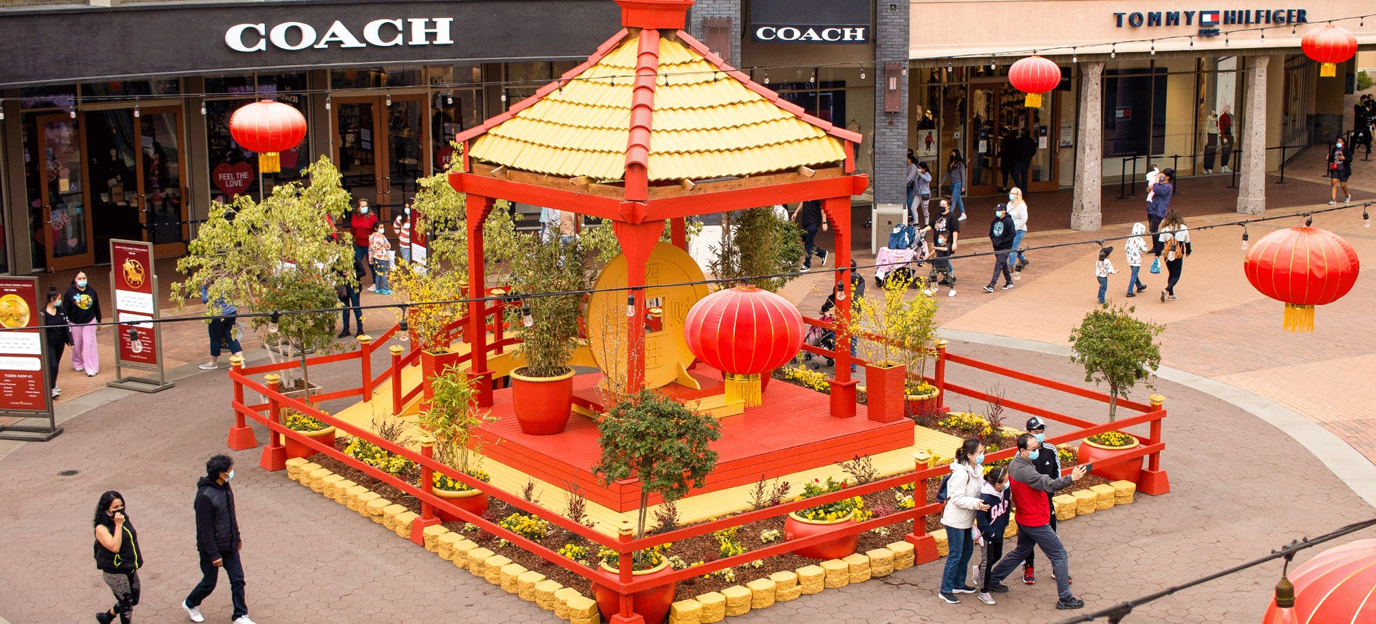 Apple Products and Luxury Goods Just Got Unexpensive at Citadel Outlet, CA!