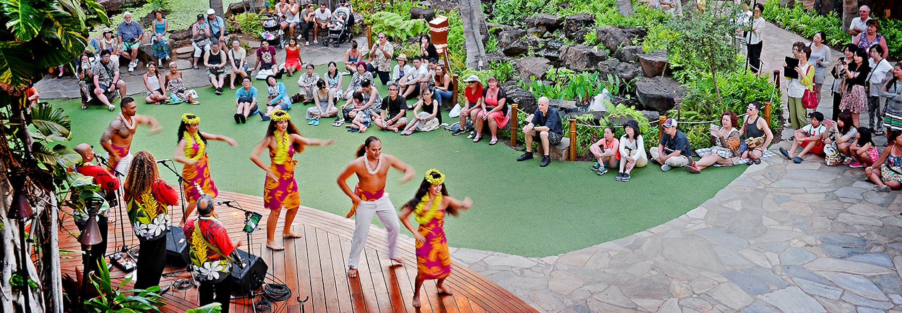 Royal Hawaiian Center Visitor Info