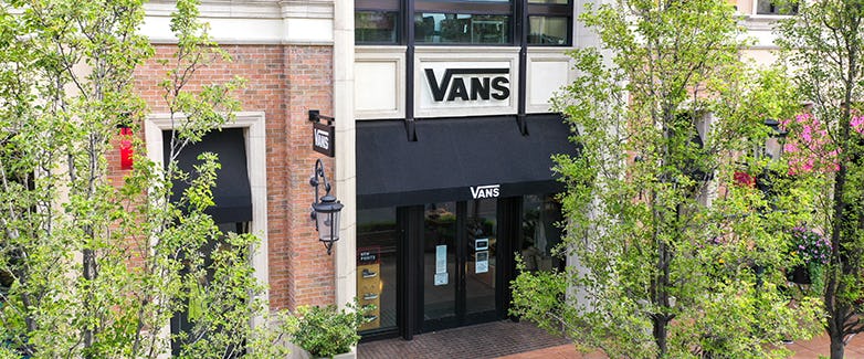 vans store village meridian
