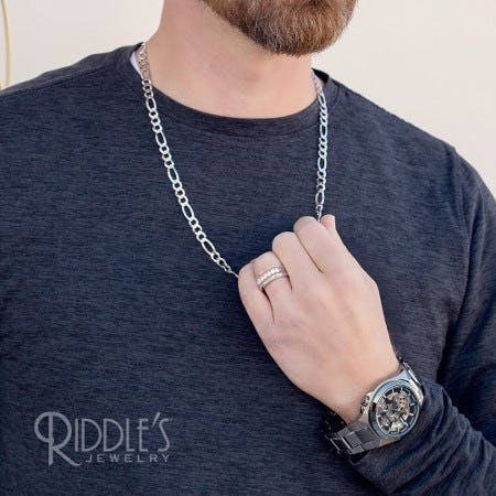 Give the Gift of STYLE from Riddle's Jewelry