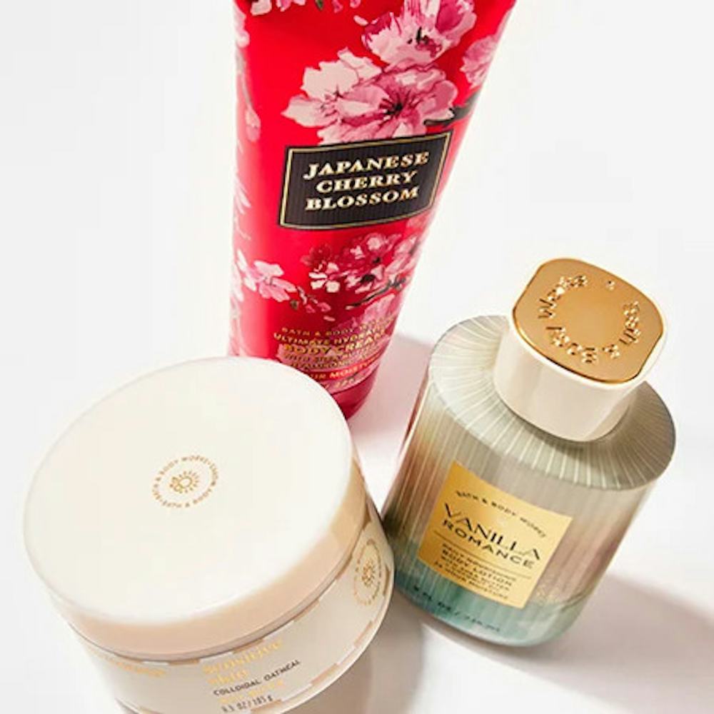 Greenbrier Mall 3.95 All Wallflowers Fragrance Refills Bath