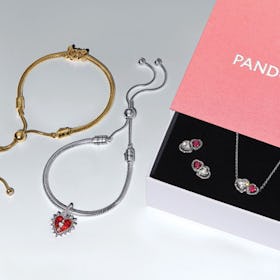 Gift sets for your Valentine from Pandora