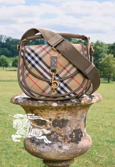 Scottsdale Fashion Square | Sales | BURBERRY - The B Clip