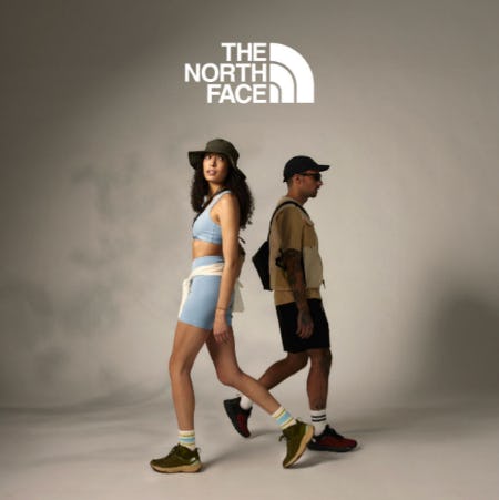 Broadway Plaza | Sales | THE NORTH FACE - New Dune Sky Hiking Essentials