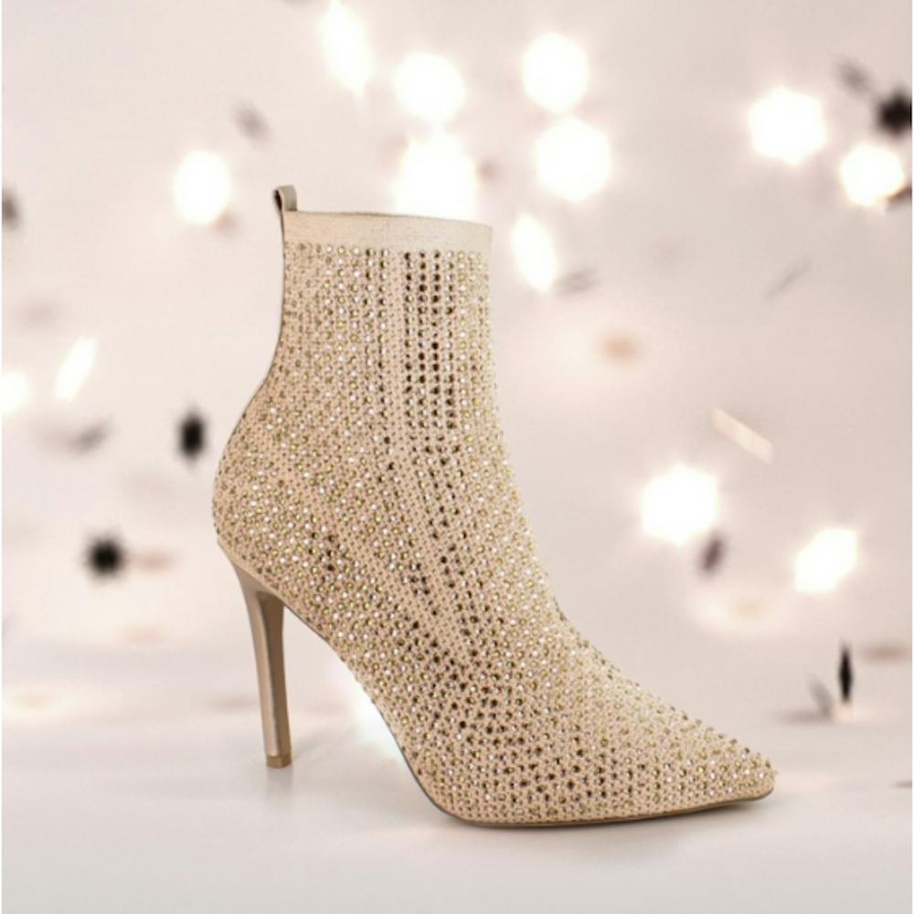 Vancouver Mall Store SHOE DEPT. ENCORE