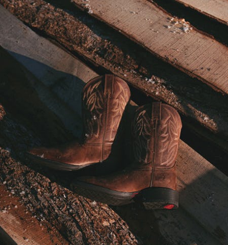 Handcrafted Justin Boots