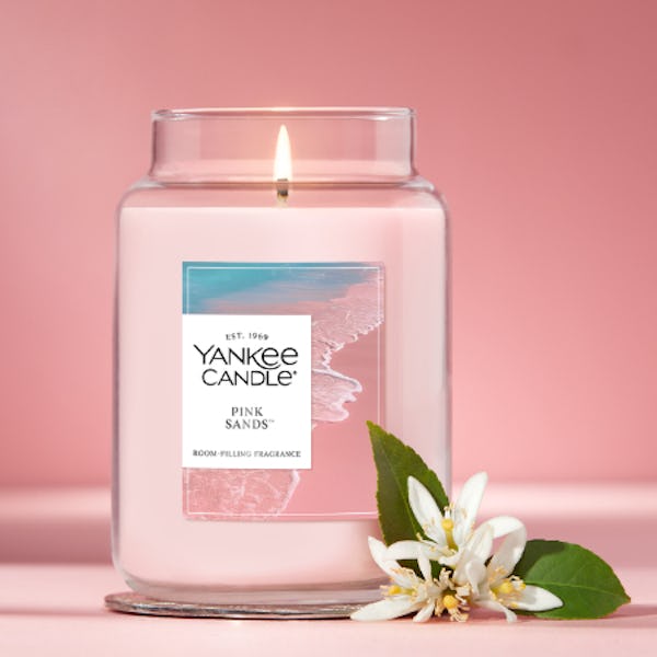 The best just got better. Meet the new Yankee Candle®.