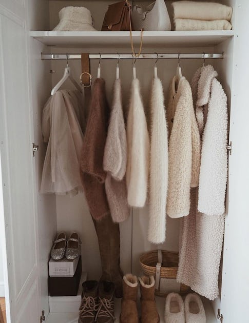 Glenbrook Square ::: Winter Wardrobe Refresh: Budget-Friendly Tips
