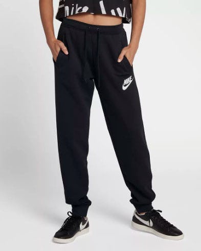 places that sell sweatpants near me